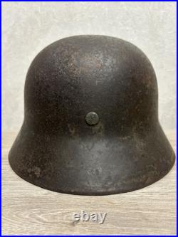 German Helmet M40 WW2 original paint (without restoration) WWII size 64 German Helmet M40 WW2 original paint (without restoration) WWII size 64
