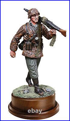 German Helmet Wwii German Soldier Cs16004 Mini Statue