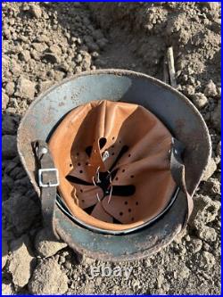 Helmet german original nice helmet M35 size 62 have a number WW2 WWII