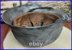 Helmet german original nice helmet M40 size 66 WW2 WWII have a number