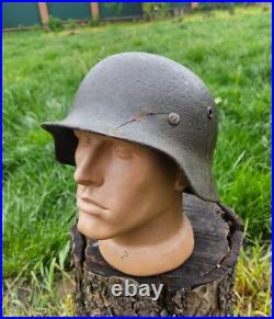 Original German Helmet M40 / 62 Relic of Battlefield WW2 Number ET62 Decal Original German Helmet M40 / 62 Relic of Battlefield WW2 Number ET62 Decal