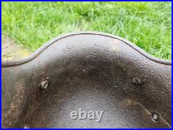 Original German Helmet M40 / 62 Relic of Battlefield WW2 Number ET62 Decal Original German Helmet M40 / 62 Relic of Battlefield WW2 Number ET62 Decal