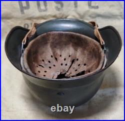 Original German WW2 Helmet 1939-1945? 40, ET 64 collectible condition Original German WW2 Helmet 1939-1945? 40, ET 64 collectible condition
