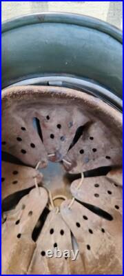 Original German WW2 Helmet 1939-1945? 40, ET 64 collectible condition Original German WW2 Helmet 1939-1945? 40, ET 64 collectible condition