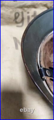 Original German WW2 Helmet 1939-1945? 40, ET 64 collectible condition Original German WW2 Helmet 1939-1945? 40, ET 64 collectible condition