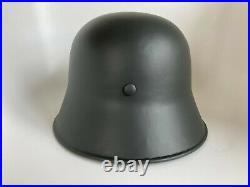 Original German helmet / stahlhelm M17 size 66