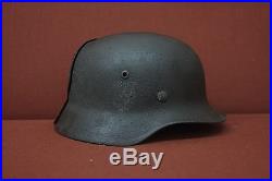 Original ww2 german elite M35 helmet, battle damaged