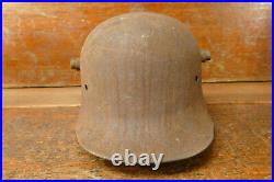 Vintage Original WW1/WW2 German M16/M17 Steel Military Helmet World War 2