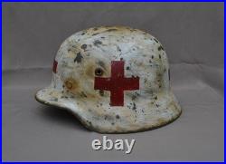WW II WW2 German Helmet M 40 Medic