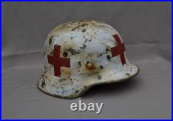 WW II WW2 German Helmet M 40 Medic