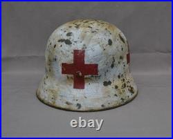WW II WW2 German Helmet M 40 Medic