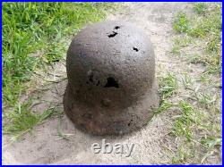 WW II WW2 Original German M40 helmet from the Kurland Pocket battlefield