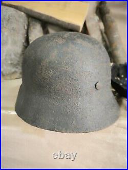 WW2 German Original M40 helmet size 64 original paint Free Shipping