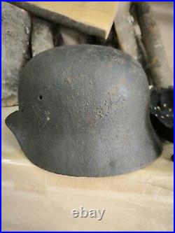 WW2 German Original M40 helmet size 64 original paint Free Shipping