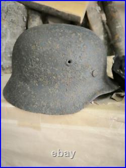 WW2 German Original M40 helmet size 64 original paint Free Shipping WW2 German Original M40 helmet size 64 original paint Free Shipping
