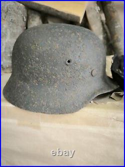 WW2 German Original M40 helmet size 64 original paint Free Shipping