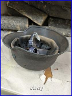 WW2 M40 German Helmet WWII M 40. Combat helmet size 64