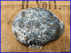WW2 ORIGINAL GERMAN M35 ET66 WINTER CAMO BATTLEDAMAGED HELMET RELIC from KURLAND WW2 ORIGINAL GERMAN M35 ET66 WINTER CAMO BATTLEDAMAGED HELMET RELIC from KURLAND