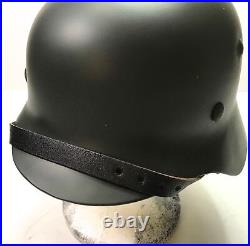 Wwii German M40 Combat Field Helmet- 64 Shell, 58 Liner